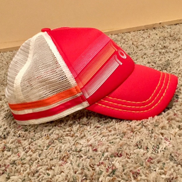 ROXY WOMENS ADJUSTABLE HAT - Picture 2 of 5